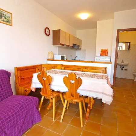 Otel Anna 920 2*